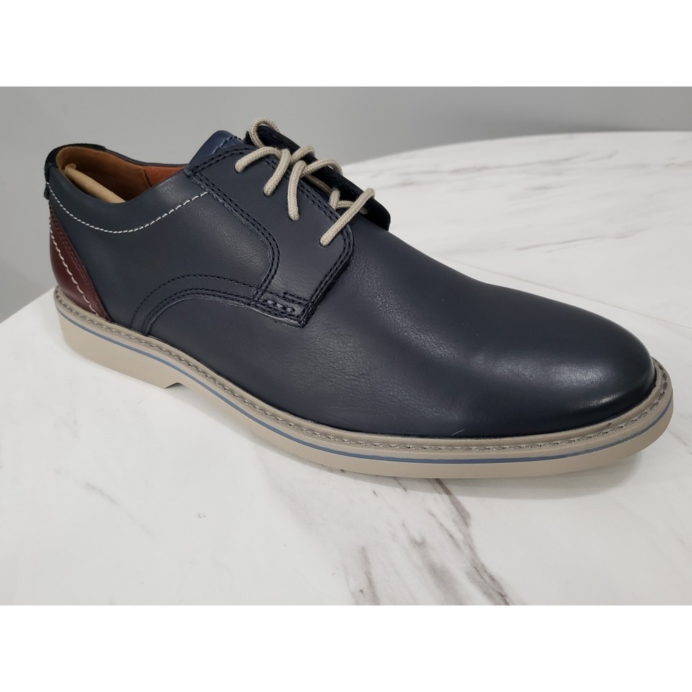 NEW SIZE 10 - NO BOX  Dress Shoes Clarks Radcliff Oxford NAVY‎ BLUE LEATHER